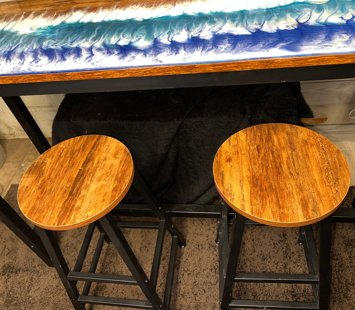 Blue & White Wave Bar With Barstools